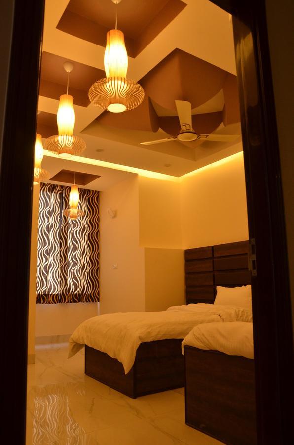 Hotel Bellevue Inn Gangānagar Dış mekan fotoğraf