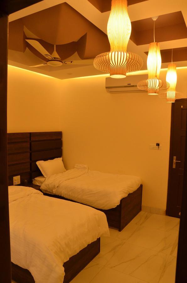 Hotel Bellevue Inn Gangānagar Dış mekan fotoğraf