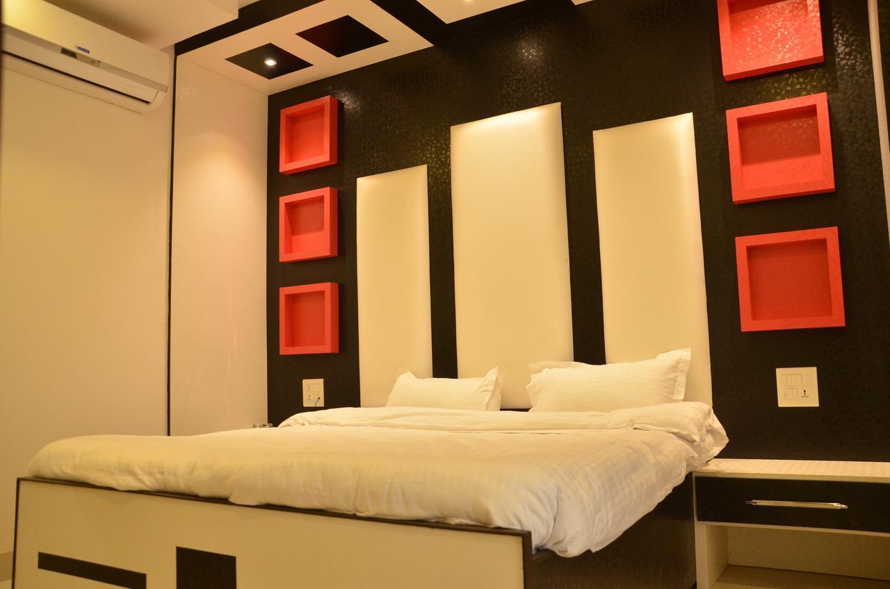 Hotel Bellevue Inn Gangānagar Oda fotoğraf