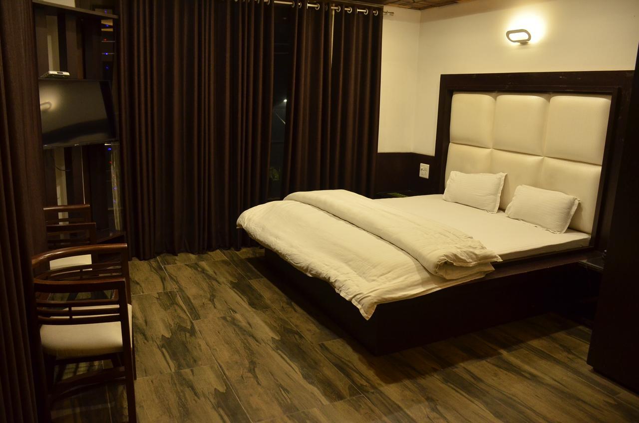 Hotel Bellevue Inn Gangānagar Dış mekan fotoğraf